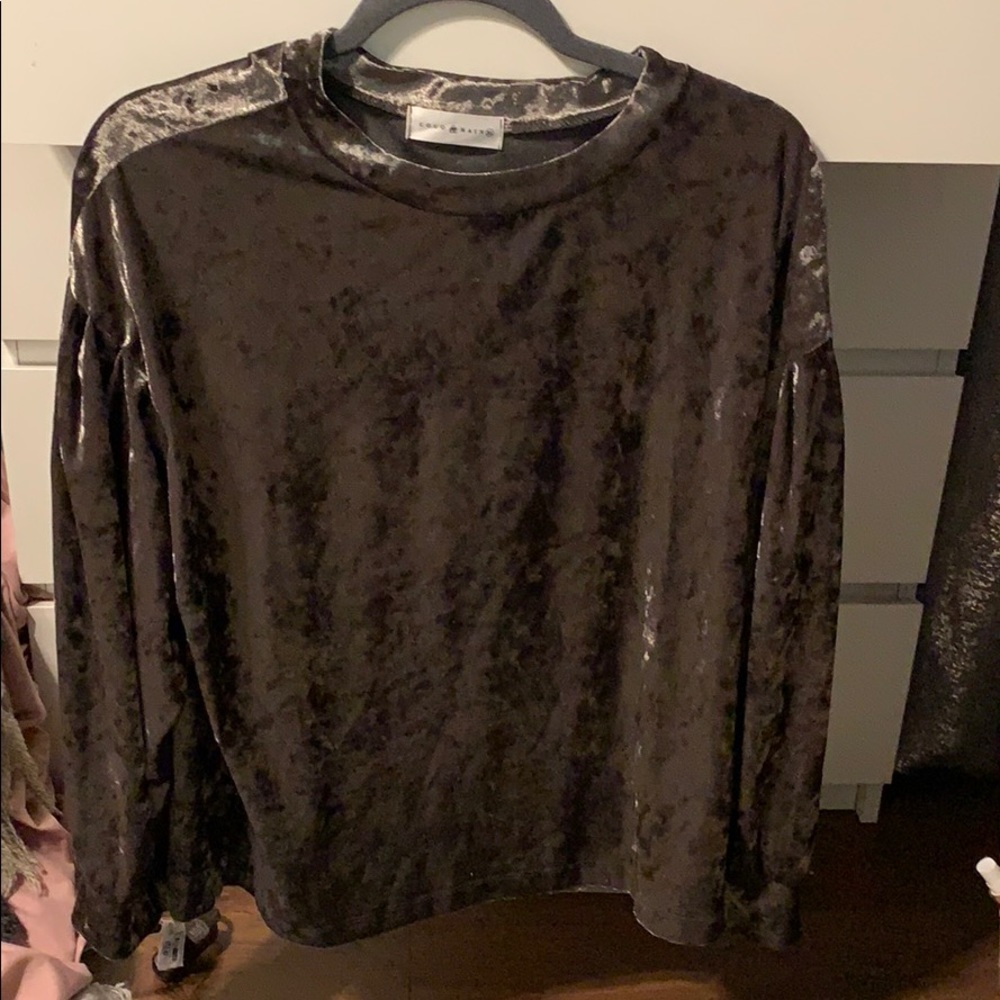 Boutique velvet top